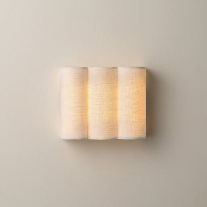 Gewellte Leinen-Wandlampe