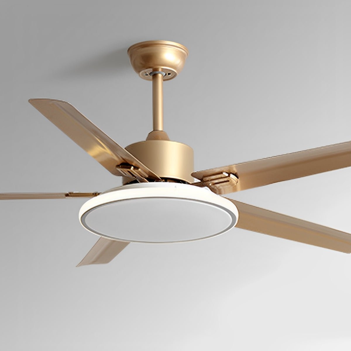 Moderner LED-Deckenventilator mit 5 Flügeln und Licht