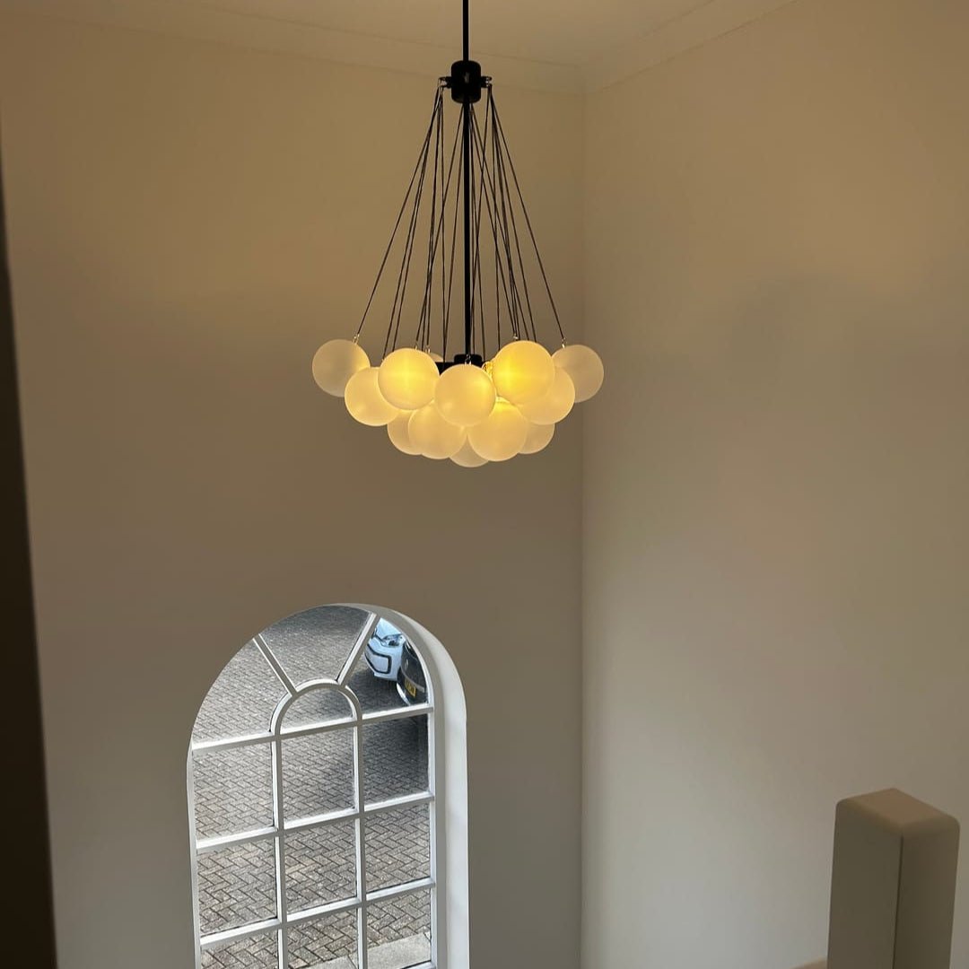 Kronleuchter mit Glasblasengruppen